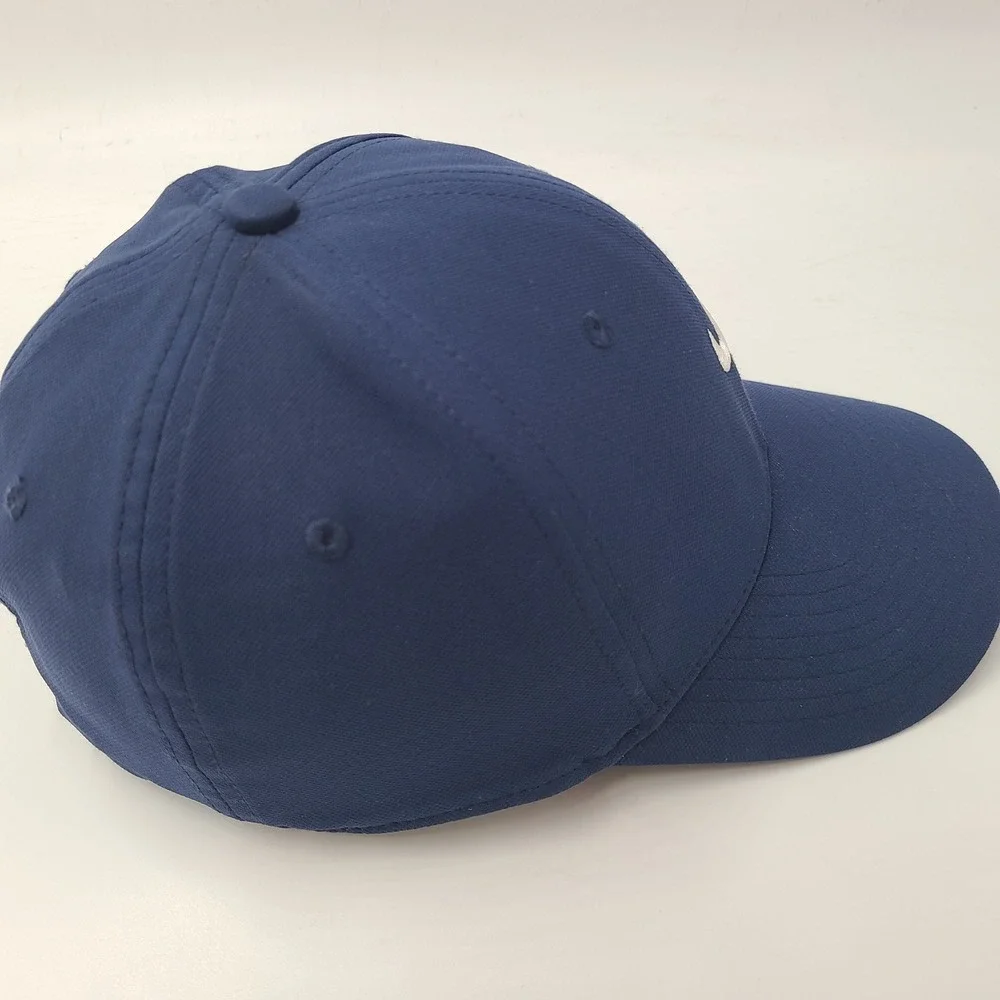 Nike hat snapback